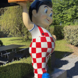 Willy's Frites inside