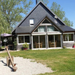 Auberge Du Lac Des Cascades Exterior