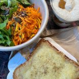 A Table, Capucine Essen