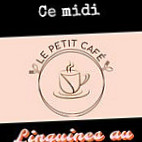 Le Petit Café Trio Istrélia inside