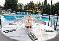 Les Terrasses Du Country Club food