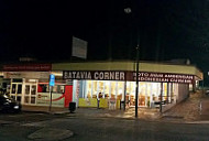 Batavia Corner outside