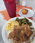 Yo Mamas Soul Food food