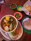 Los Faroles Mexican food