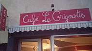 Café Le Grignotis inside