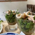 Shān Zhōng Xiǎo Chú Fáng food