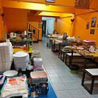 ร้านหัวหินหมูกรอบ อุดรธานี À l'intérieur