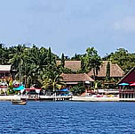 Coconut Grove Lodge outside