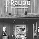 Raupo Cafe, Traiteur inside