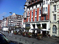 Le Brussel's Cafe outside