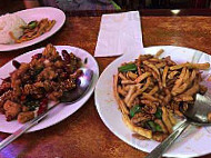 Ming's Asian Bistro food