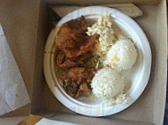 Da Hawaiian Kitchen food