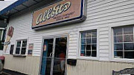 Abbott's Frozen Custard outside