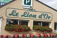 Hotel du Lion D'Or outside