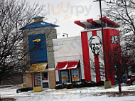 Long John Silver's Kfc outside