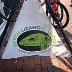 Green Lizard Coffee outside