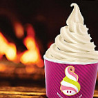 Menchie's Frozen Yogurt food