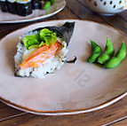 Sushi Chiwa food