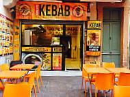 Populaire Kebab inside