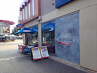 Cold Rock Ice Creamery outside