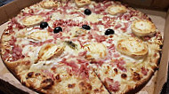Tutti Pizza Tarbes food