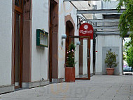 Raffaele Restaurant Lounge Bar outside