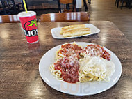 Fazoli's food