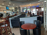 Bar Restaurant Tabac Quatre Communes inside