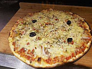 Pizza 3000 food