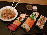 Izumisushi food