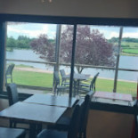 Servant Burger inside