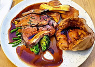 The Yew Tree Henley On Thames food
