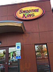 Smoothie King outside