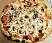 Pizza delizia food