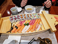 Hinote Sushi Restaurant food
