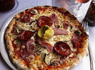 Pizza Pietro inside