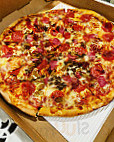 Janino's Pizza food