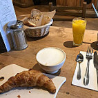 Le Pain Quotidien food