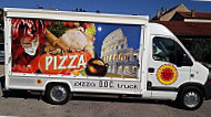 Pizza Doc Truck outside