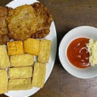 Bếp Út Ái Since 2020 inside