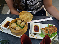 Le Mandarin food