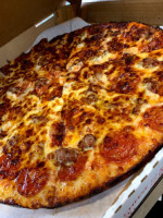 Sal's Pizza food