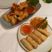Asiatique Thai East Sheen food