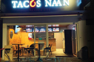 Tacos Naan Alouette inside
