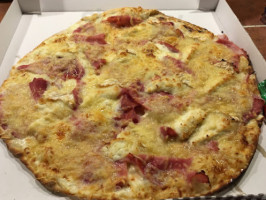 Pizza Del Pais food
