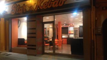 Star Kebab inside