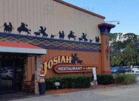 Josiah Lounge (in Seminole Casino Brighton) outside