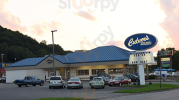 Culver's outside