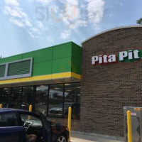 Pita Pit outside