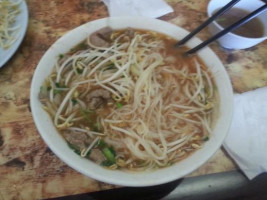 Pho Thy food